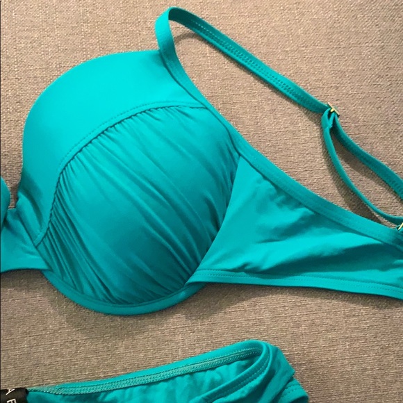 La Blanca bikini top - Picture 2 of 5